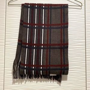 Saks Fifth Avenue Scarf